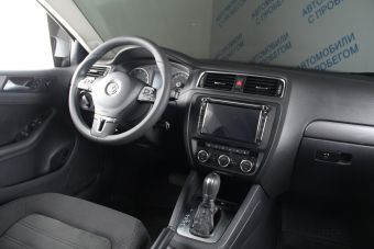 Volkswagen Jetta, 1.4 л, РКПП, 2013 фото 9