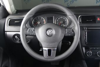 Volkswagen Jetta, 1.4 л, РКПП, 2013 фото 2