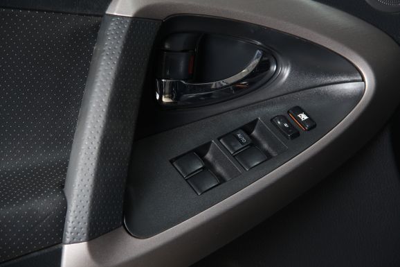 Toyota RAV4 Луна+, 2.0 л, АТ, 2006 фото 10