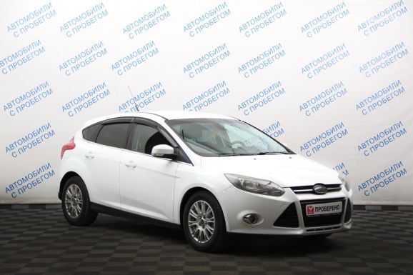 Ford Focus Titanium, 2.0 л, Робот, 2015 фото 4