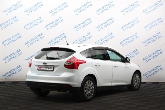 Ford Focus Titanium, 2.0 л, Робот, 2015 фото 5
