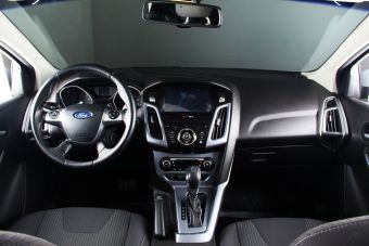 Ford Focus Titanium, 2.0 л, РКПП, 2015 фото 9