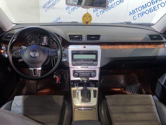 Volkswagen Passat Highline, 1.8 л, Робот, 2009 фото 7