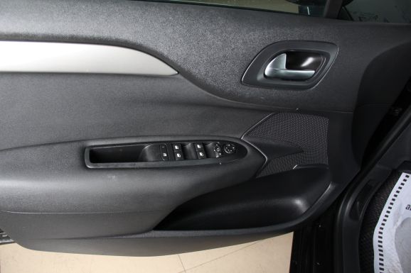 Citroen C4 Exclusive, 1.6 л, АТ, 2011 фото 7