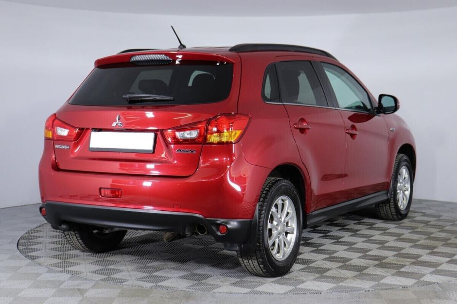Mitsubishi ASX, 1.8 л, Вариатор, 2014 фото 4