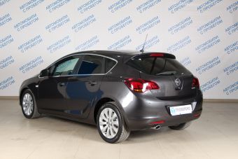 Opel Astra Cosmo, 1.4 л, АКПП, 2012 фото 5