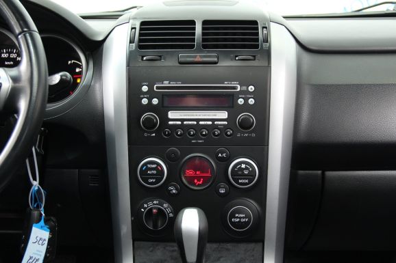 Suzuki Grand Vitara JLX-E SE Exclusive, 2.4 л, АТ, 2011 фото 10