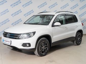 Volkswagen Tiguan Avenue, 2.0 л, АКПП, 2015 фото 3