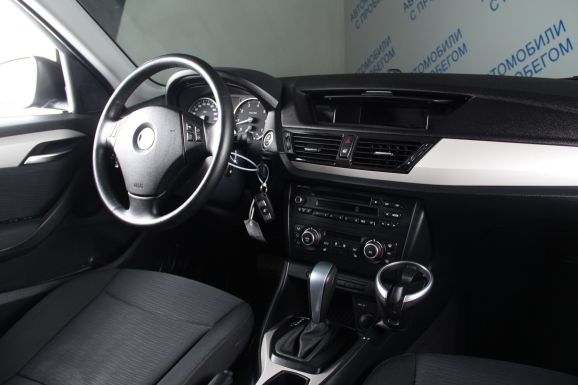 BMW X1 sDrive18i Локальная сборка, 2.0 л, АТ, 2014 фото 12