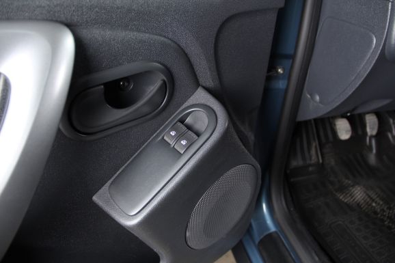 Renault Duster Privilege, 1.6 л, МТ, 2014 фото 10