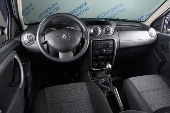 Renault Duster Privilege, 1.6 л, МТ, 2014 фото 2