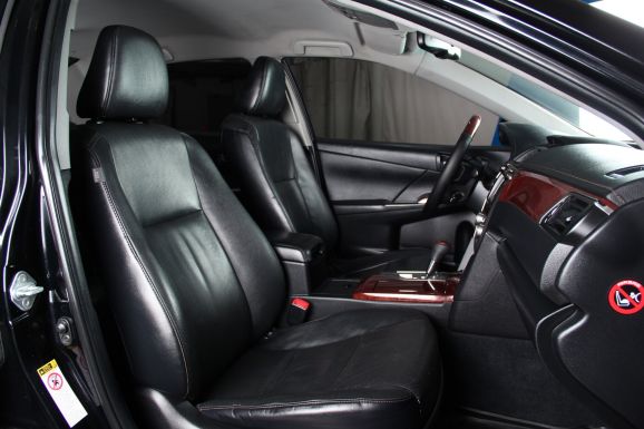 Toyota Camry Элеганс Плюс, 2.5 л, АТ, 2012 фото 2