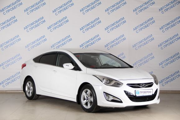 Hyundai i40 Active Plus, 2.0 л, АТ, 2012 фото 4