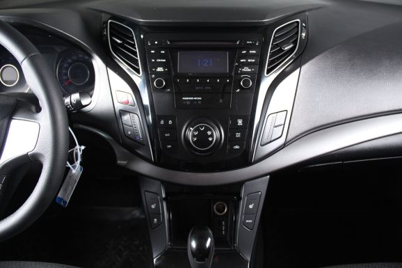 Hyundai i40 Active Plus, 2.0 л, АТ, 2012 фото 9