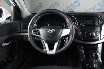 Hyundai i40 Active Plus, 2.0 л, АКПП, 2012 фото 10