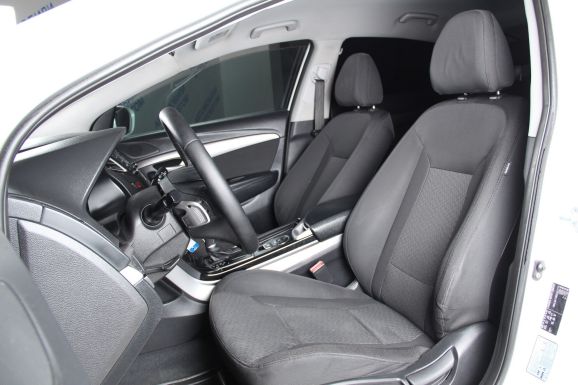 Hyundai i40 Active Plus, 2.0 л, АТ, 2012 фото 11