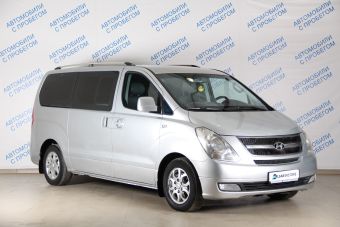 Hyundai Grand Starex, 2.5 л, АКПП, 2008 фото 4