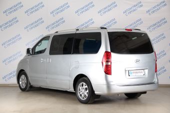 Hyundai Grand Starex, 2.5 л, АКПП, 2008 фото 6