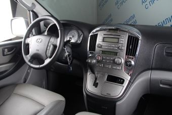 Hyundai Grand Starex, 2.5 л, АКПП, 2008 фото 11