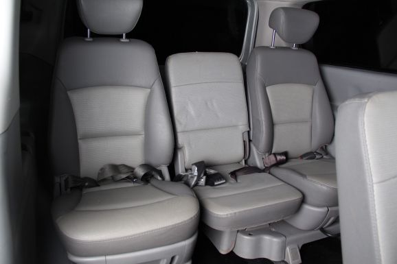 Hyundai Grand Starex, 2.5 л, АТ, 2008 фото 1