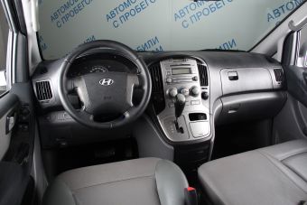 Hyundai Grand Starex, 2.5 л, АКПП, 2010 фото 7