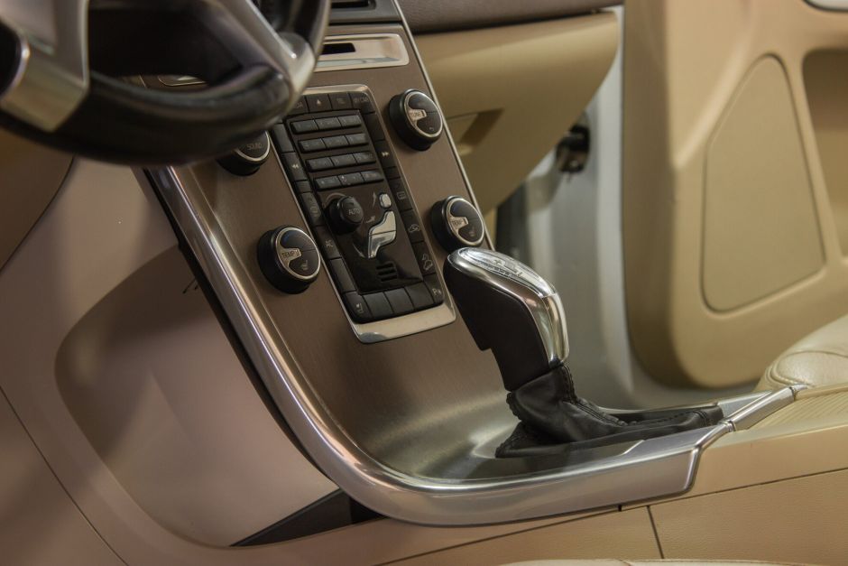 Volvo XC60, 2.4 л, АТ, 2013 фото 13