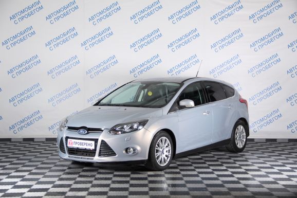Ford Focus Titanium, 1.6 л, Робот, 2013 фото 3