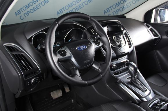 Ford Focus Titanium, 1.6 л, Робот, 2013 фото 11