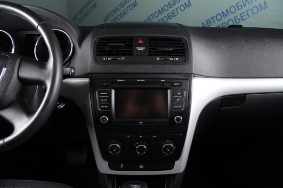 Skoda Yeti Ambition, 1.8 л, Робот, 2011 фото 11