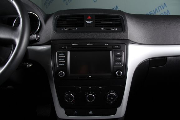 Skoda Yeti Ambition, 1.8 л, Робот, 2011 фото 12