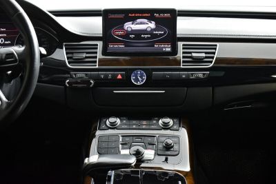 Audi A8, 3.0 л, АКПП, 2015 фото 10