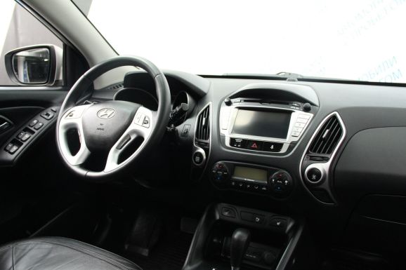 Hyundai ix35, 2.0 л, АТ, 2013 фото 9