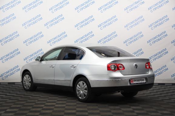 Volkswagen Passat, 1.8 л, АТ, 2010 фото 6