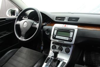 Volkswagen Passat, 1.8 л, АКПП, 2010 фото 10