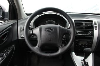 Hyundai Tucson, 2.0 л, АКПП, 2008 фото 10