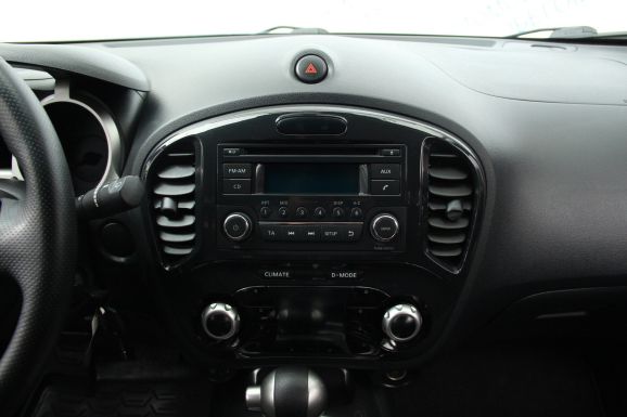 Nissan Juke SE+, 1.6 л, Вариатор, 2014 фото 10