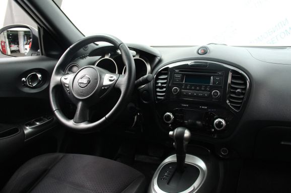 Nissan Juke SE+, 1.6 л, Вариатор, 2014 фото 11
