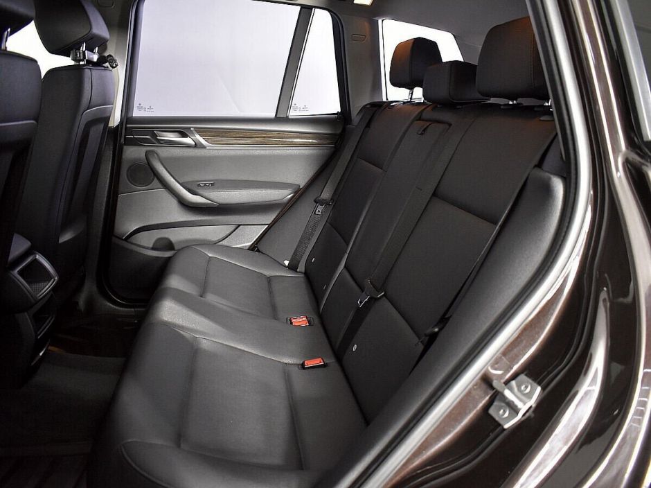 BMW X3, 2.0 л, АТ, 2015 фото 1