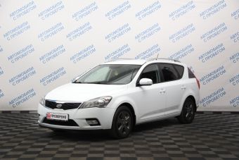 Kia Ceed Luxe, 1.6 л, АКПП, 2012 фото 3