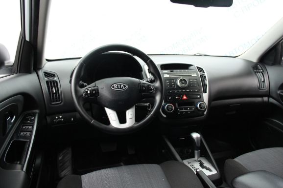 Kia Ceed Luxe, 1.6 л, АТ, 2012 фото 7