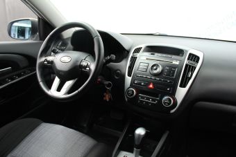 Kia Ceed Luxe, 1.6 л, АКПП, 2012 фото 8