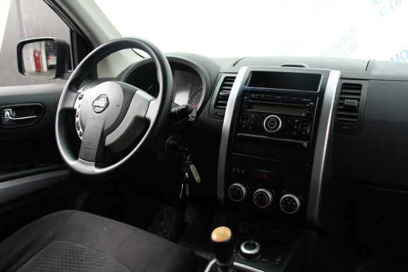 Nissan X-Trail SE Mid, 2.0 л, МТ, 2012 фото 10