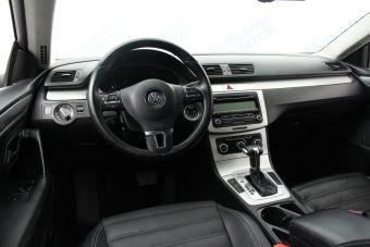 Volkswagen Passat CC, 2.0 л, РКПП, 2009 фото 9