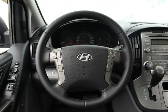 Hyundai Grand Starex, 2.5 л, АТ, 2009 фото 7