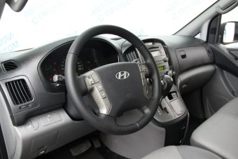 Hyundai Grand Starex, 2.5 л, АКПП, 2009 фото 10