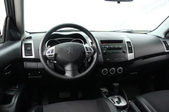 Peugeot 4007 Allure, 2.4 л, Вариатор, 2011 фото 7