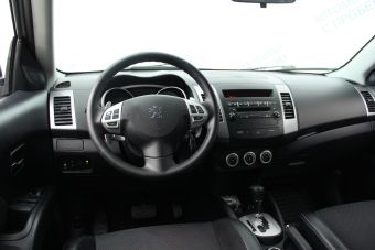 Peugeot 4007 Allure, 2.4 л, CVT, 2011 фото 7