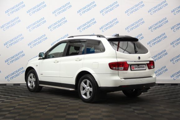 SsangYong Kyron Luxury, 2.0 л, АТ, 2010 фото 6
