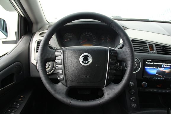 SsangYong Kyron Luxury, 2.0 л, АТ, 2010 фото 9