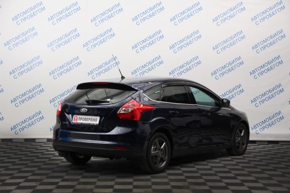 Ford Focus Titanium, 1.6 л, Робот, 2014 фото 6